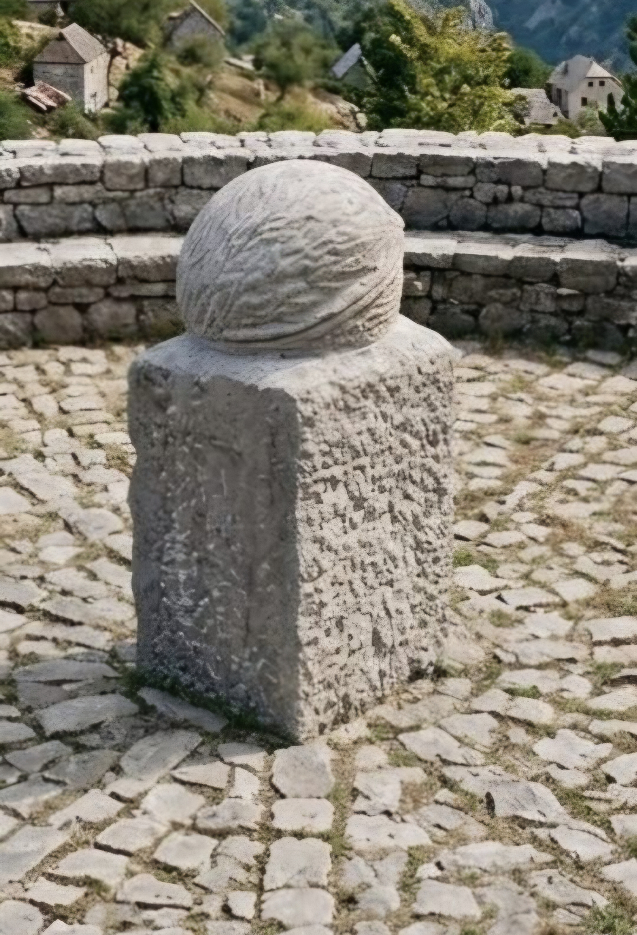 Memorijalni kompleks na Gojinom brdu