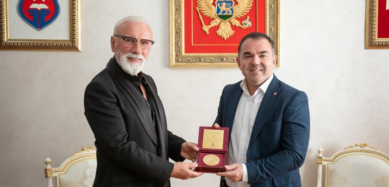 Gradonačelnik Prijestonice Cetinje upriličio prijem za Dina Merlina (Foto: Prijestonica Cetinje)