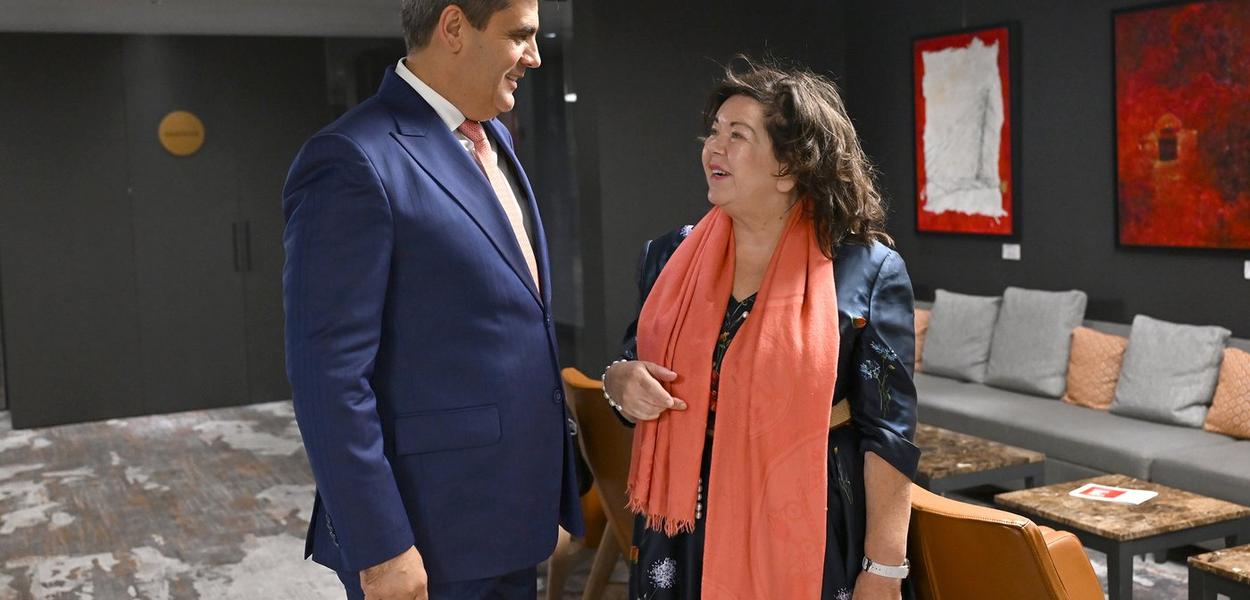 Ervin Ibrahimović i Karen Pirs (Foto: Ministarstvo vanjskih poslova)