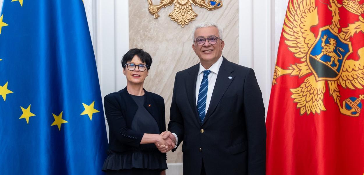 Marta Kos i Andrija Mandić (Foto: Skupština Crne Gore)