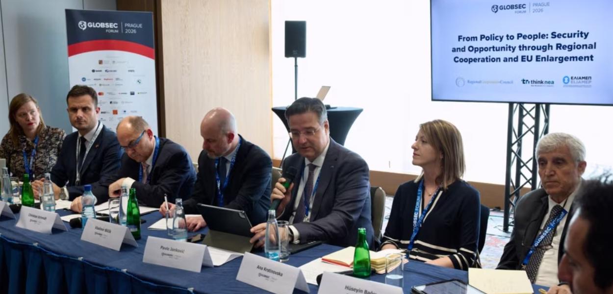 Panel “Od politika do ljudi: bezbjednost i mogućnosti kroz regionalnu saradnju i proširenje EU“ na međunarodnom skupu GLOBSEC 22. maja 2026. (Foto: GLOBSEC)