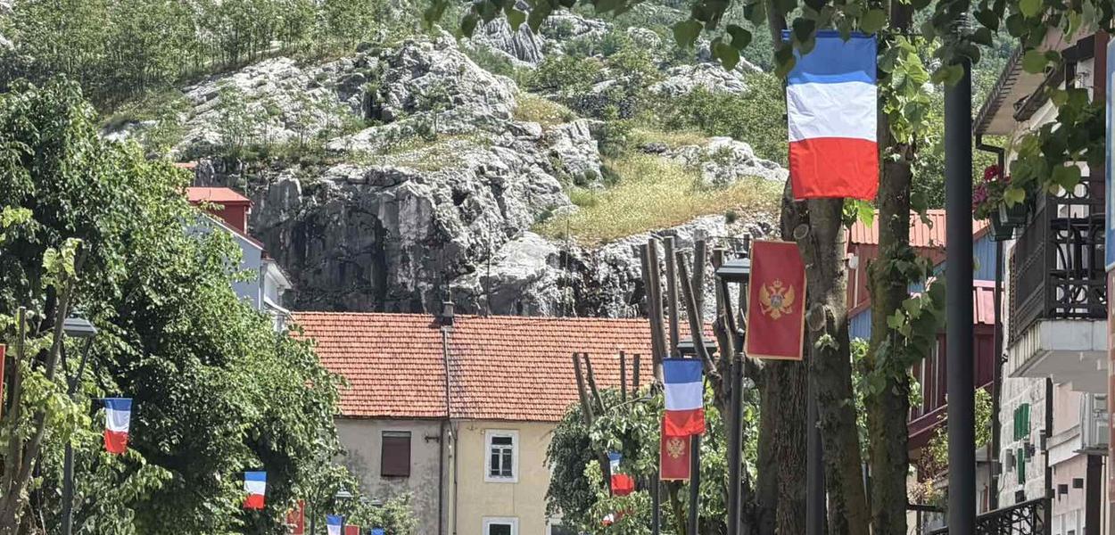 Cetinje uoči posjete francuskog predsjednika Emanuela Makrona (Foto: Portal ETV/Miraš Dušević)