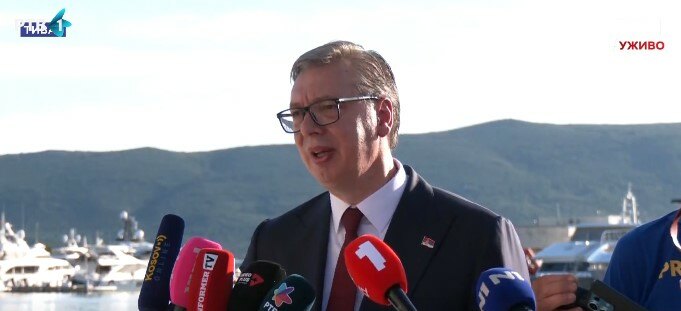 ISTINA JE NEGDJE DRUGO: Vučić u Tivtu (Foto: UGC )