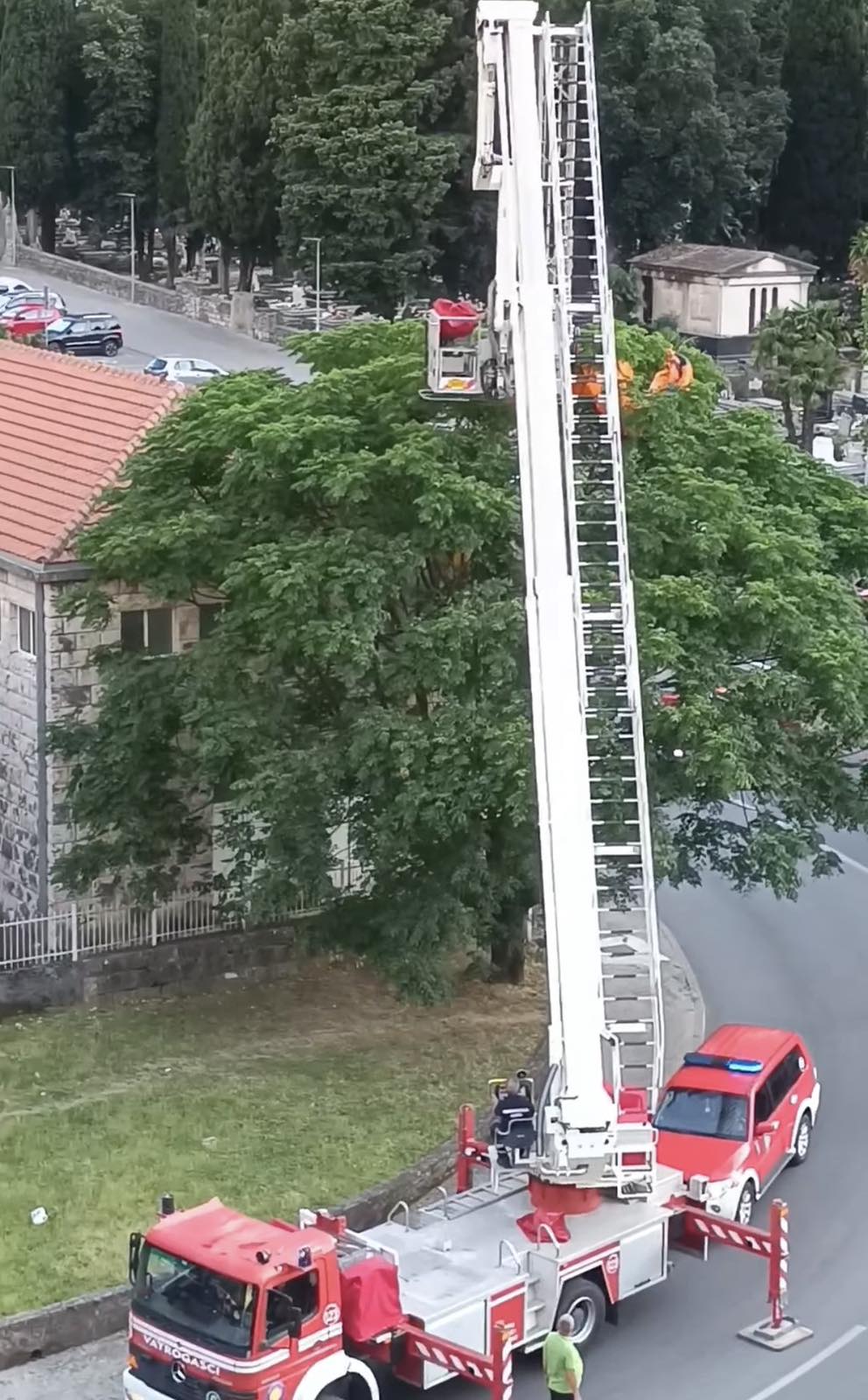 (Foto: Služba spašavanja Kotor)