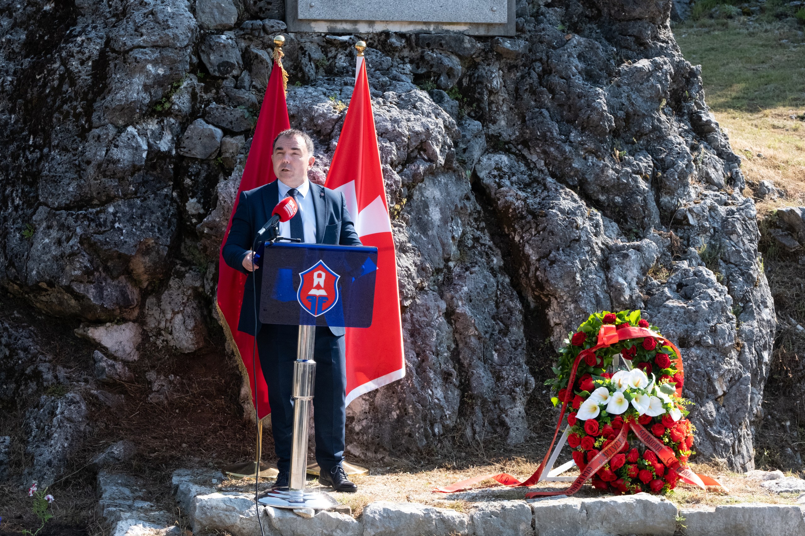 Belveder je zato ostao simbol otpora politici koja je nastojala da Crnogorce pretvori u narod bez glasa, identiteta i sjećanja