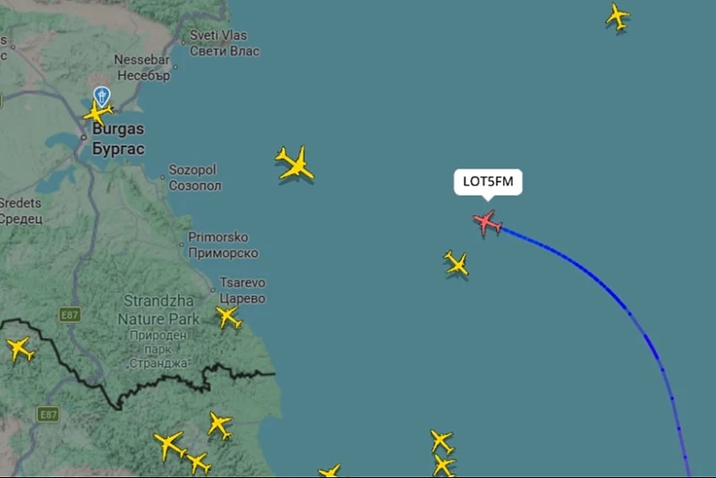 Avion nakon incidenta preusmjeren u Burgas