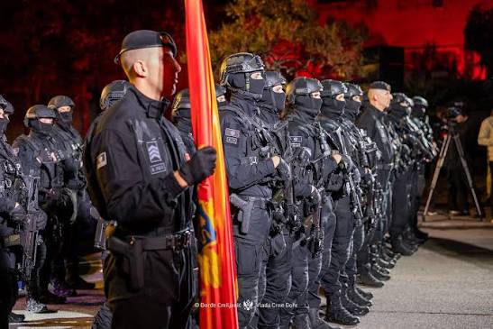 VETTING OF POLITICALLY UNDESIRABLE OFFICERS: Review of Montenegrin police officers