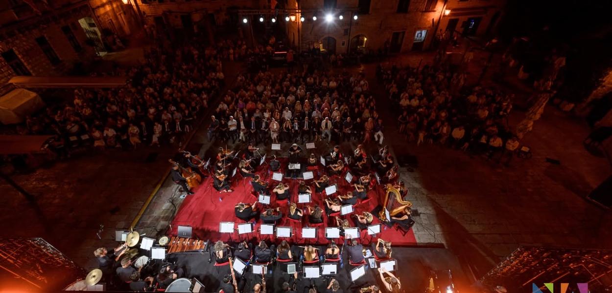 Fotografija uz vijest: Koncertom "Trajanje" otvoren jubilarni 25. KotorArt i Don Brankovi dani muzike: "U ime oproštaja, pomirenja i ljubavi, zvona zv...