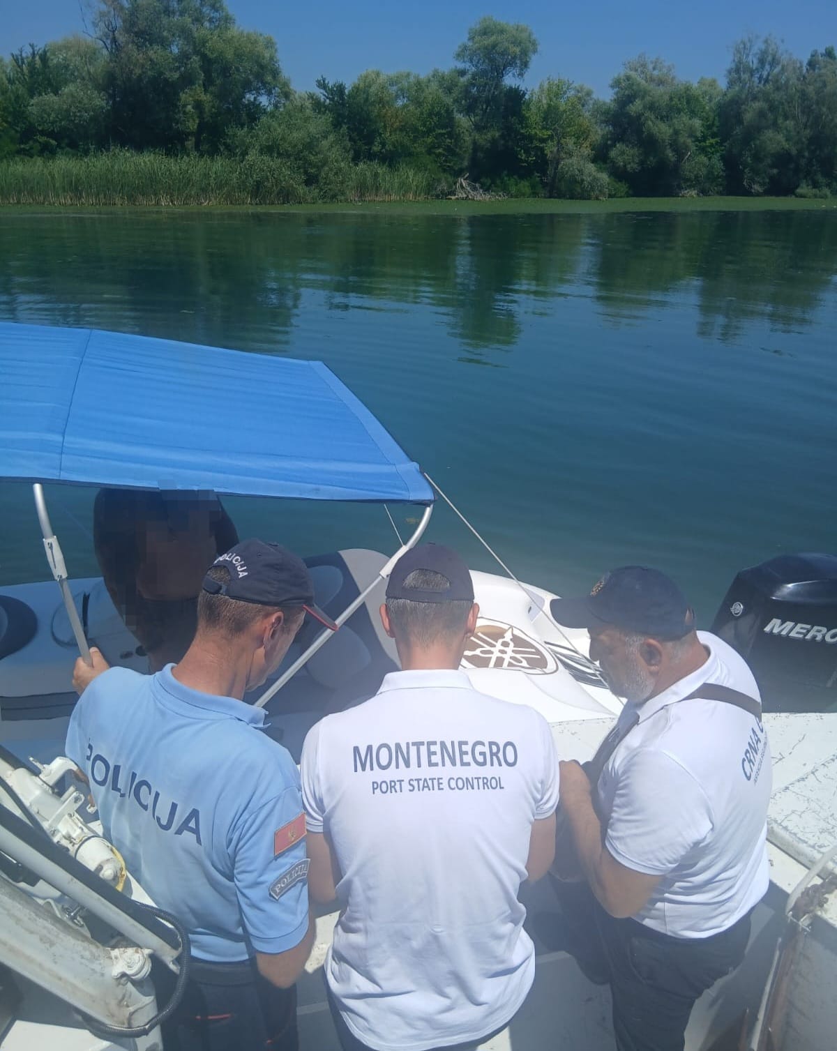 Kontrole na vodi (Foto: Uprava policije)