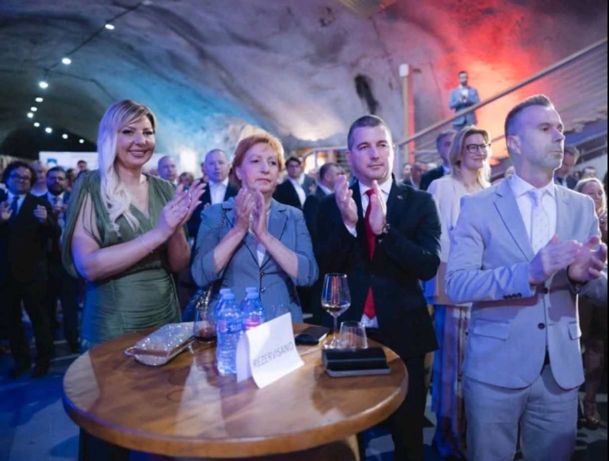 demokrate i razić