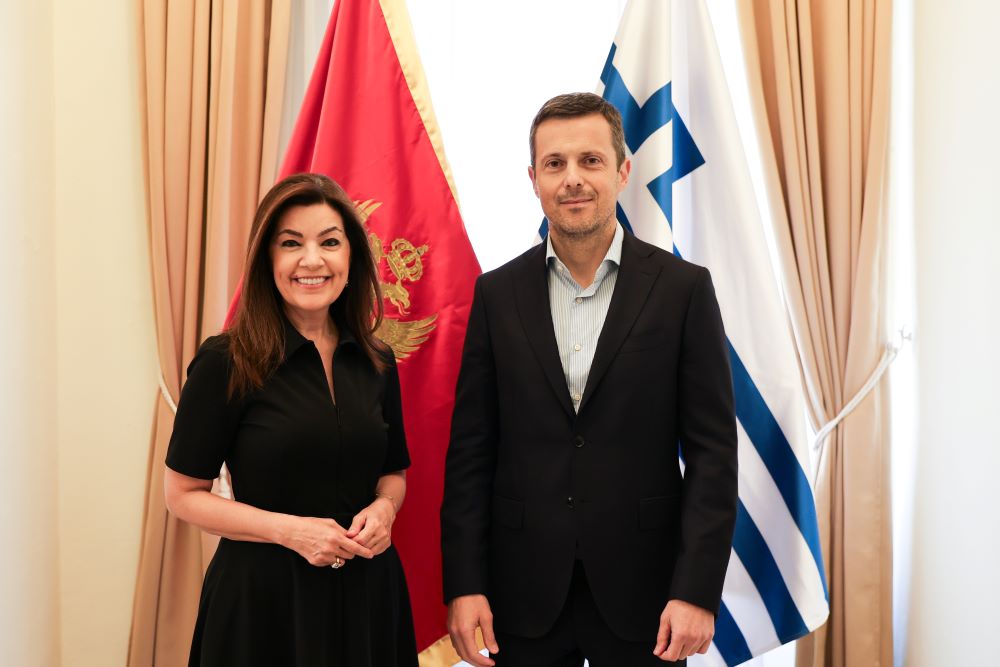 Saša Mujović sa Ajdom Unlu (Foto: Glavni grad)