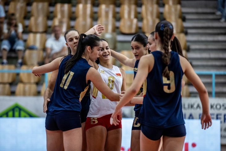 Ženska kadetska odbojkaška reprezentacija Crne Gore (Foto: OSCG)
