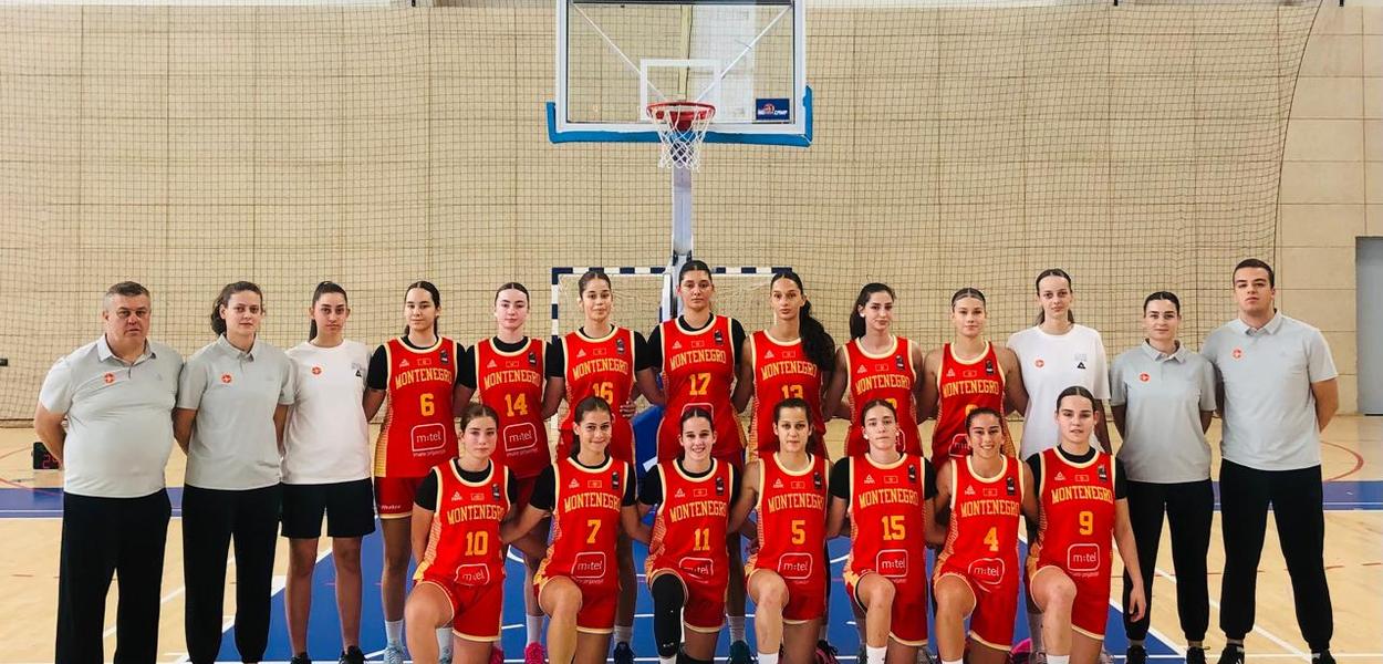 Ženska juniorska reprezentacija Crne Gore (Foto: KSCG)