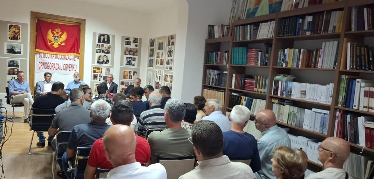Fotografija uz vijest: U Vojvodini održano veče posvećeno znamenitom crnogorskom mudracu i kapetanu Suli Radovu