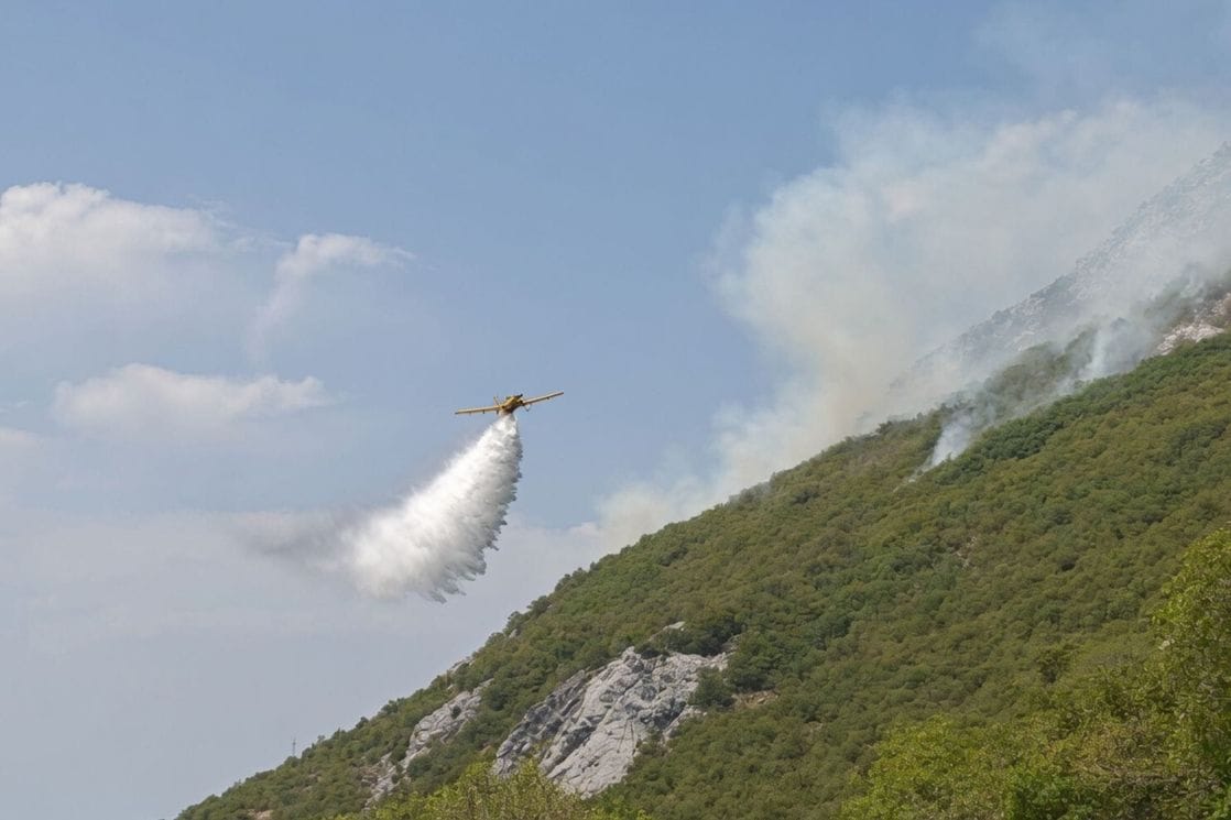 Požar na Orjenu (Foto: RTHN)