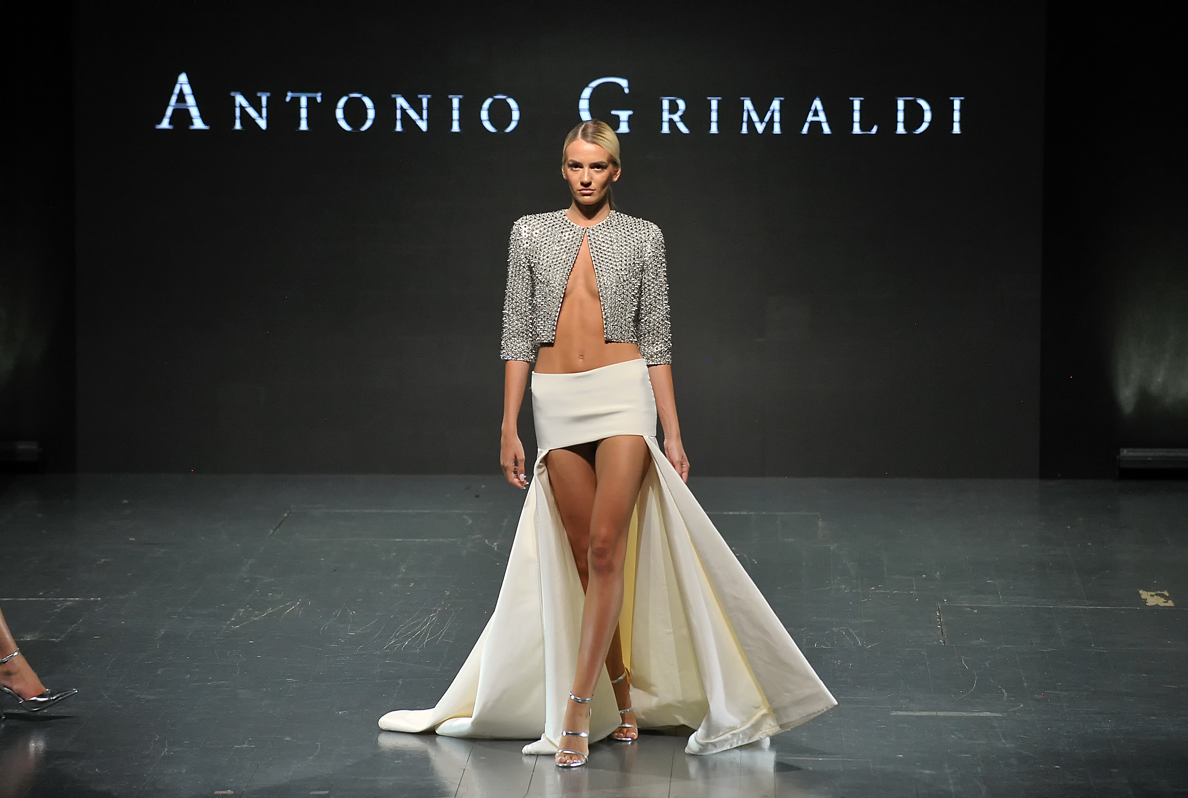 Revija Antonija Grimaldija