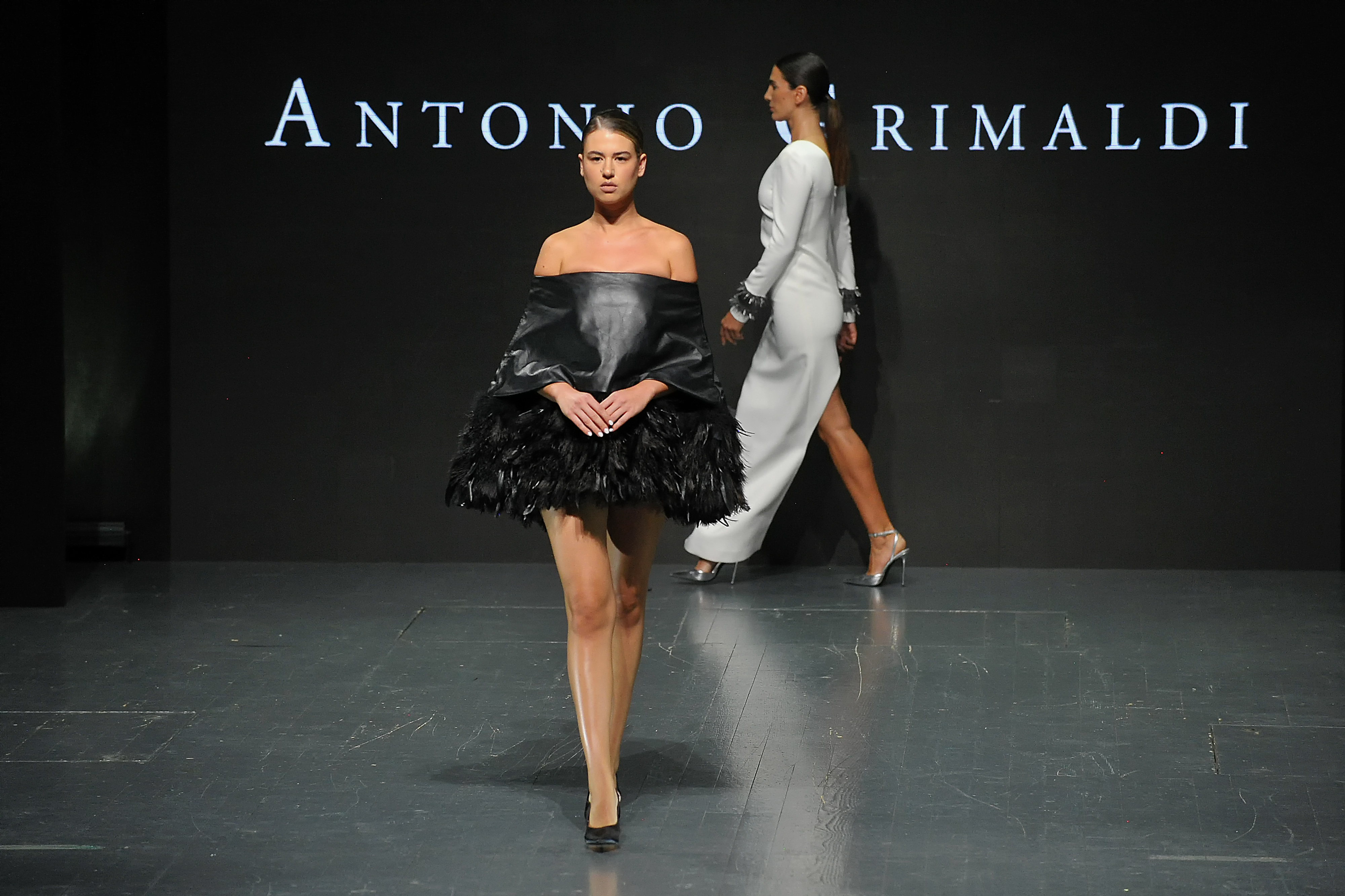 Revija Antonija Grimaldija