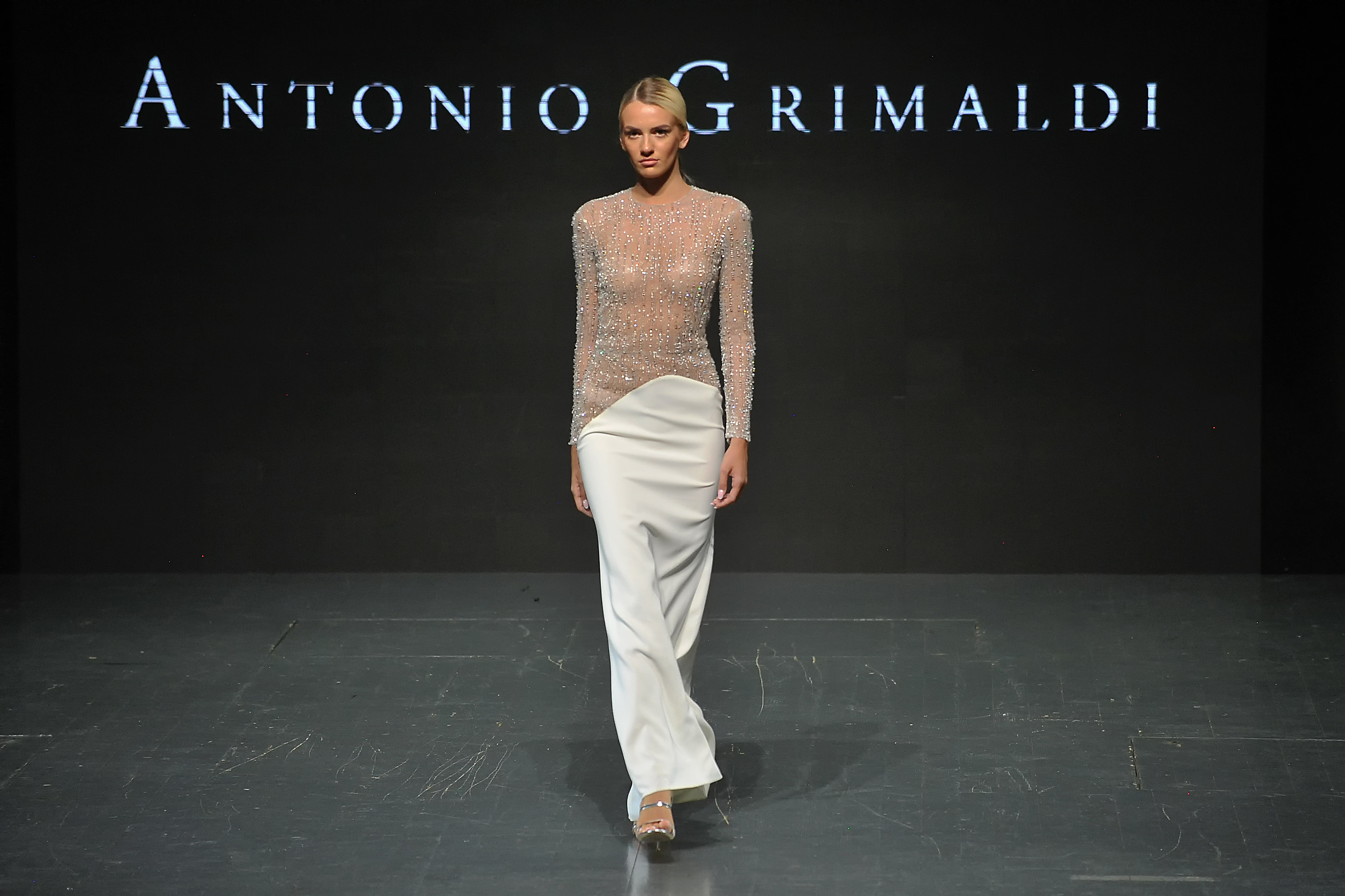 Revija Antonija Grimaldija