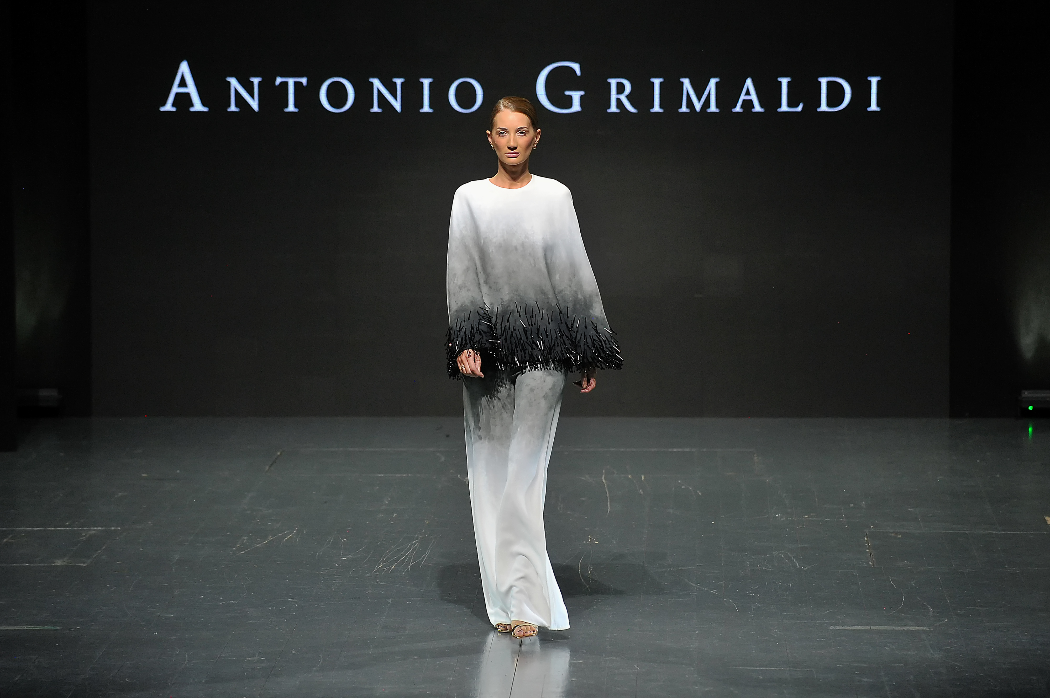 Revija Antonija Grimaldija