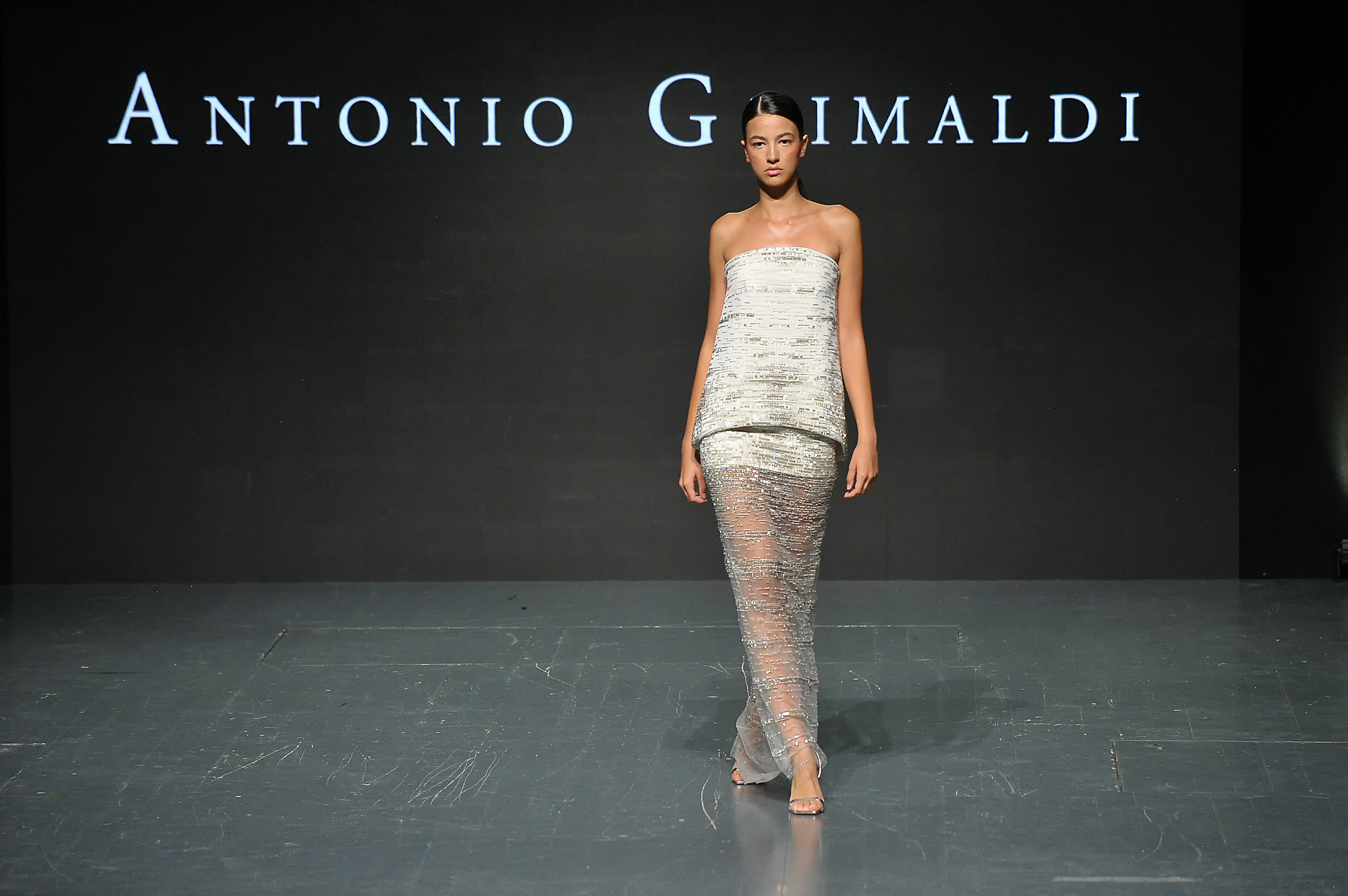 Revija Antonija Grimaldija