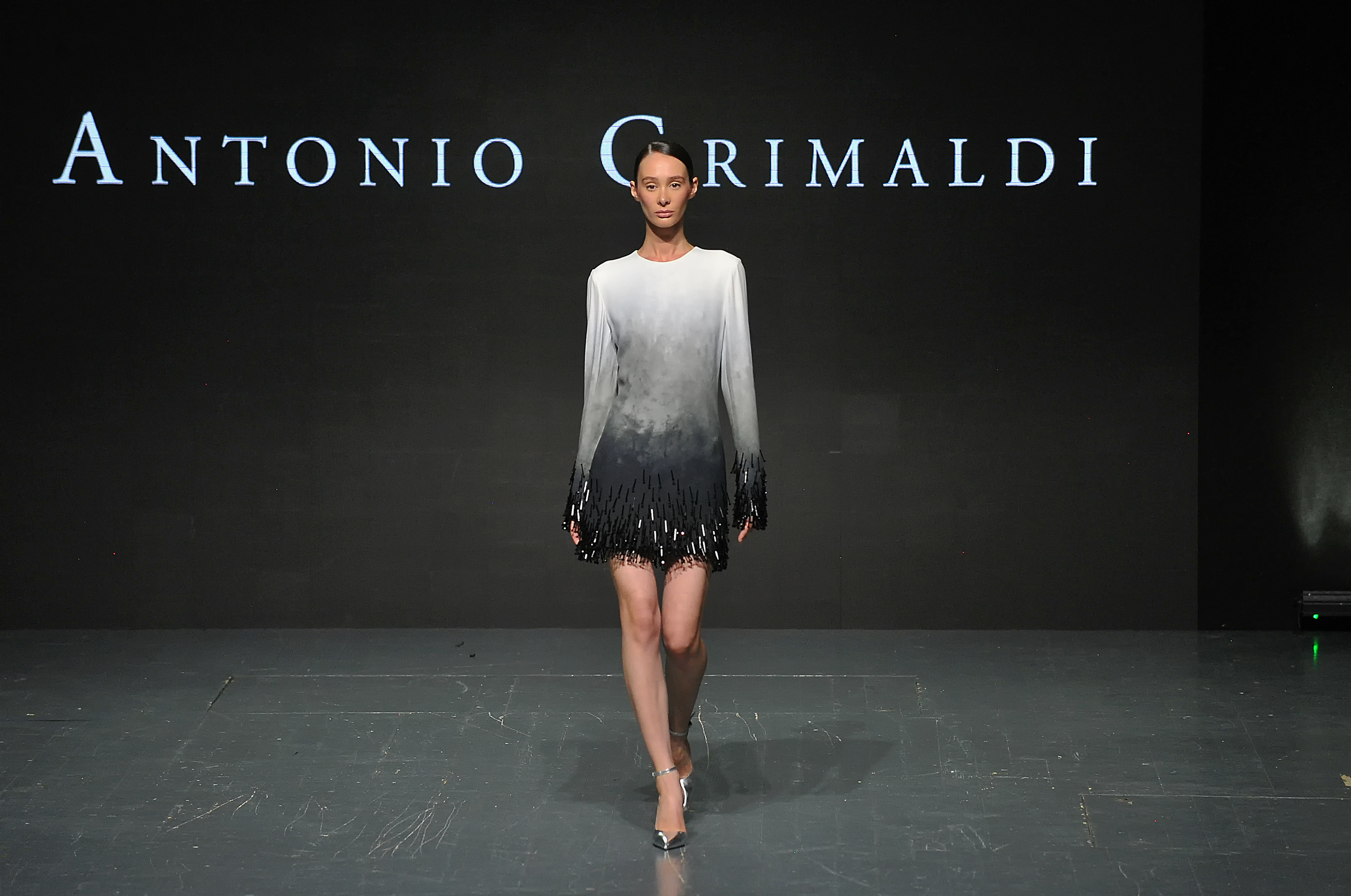 Revija Antonija Grimaldija