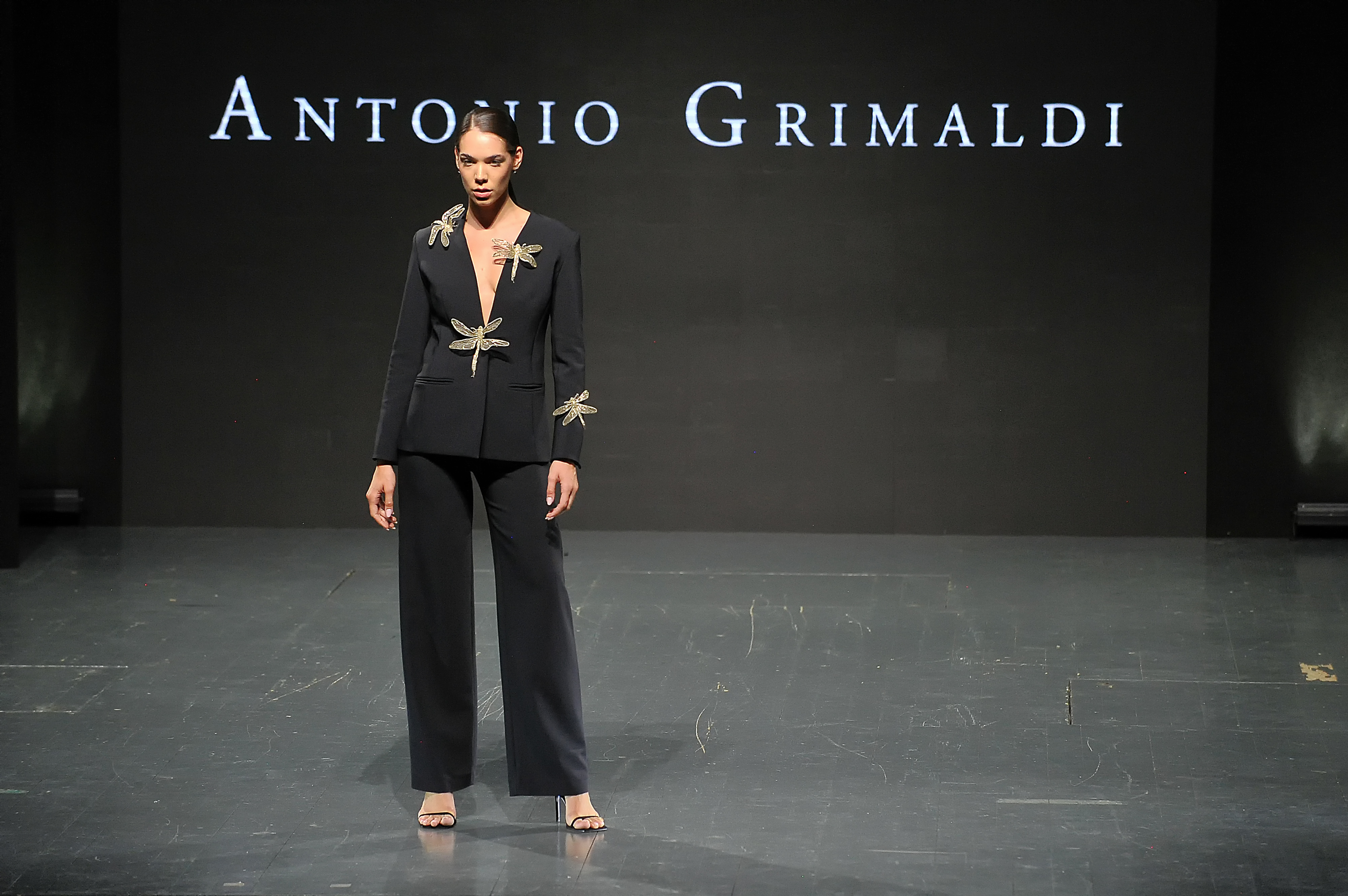 Revija Antonija Grimaldija