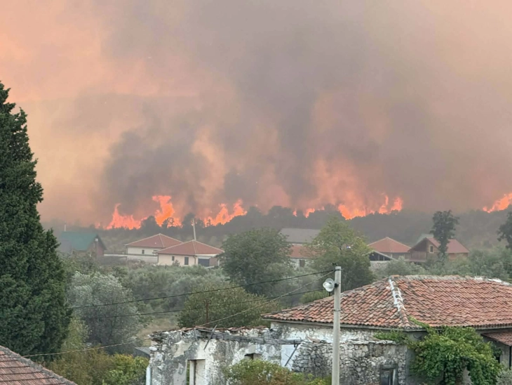 Požar u Ulcinju