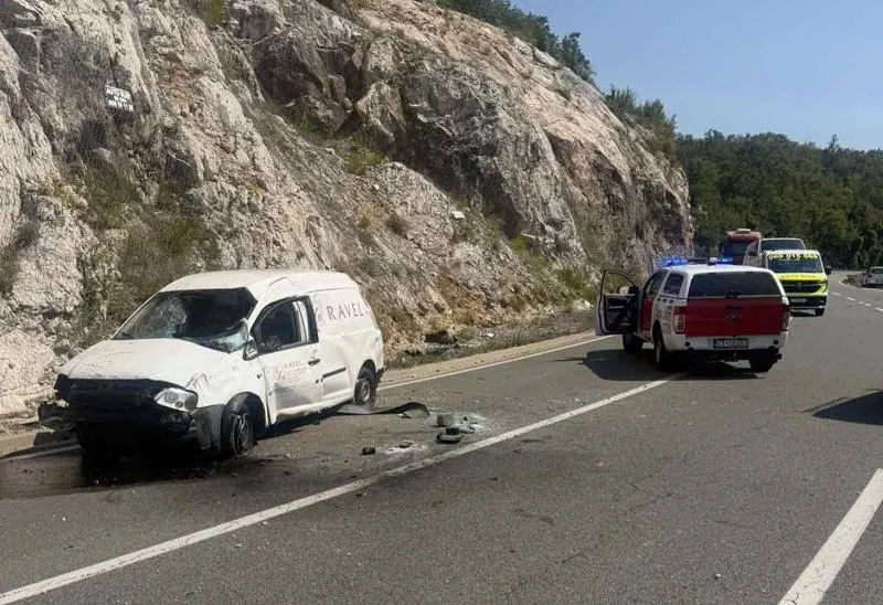 Sa mjesta nezgode (Foto: Služba zaštite i spašavanja Prijestonice Cetinje)