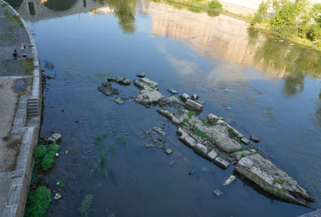 Neronov most