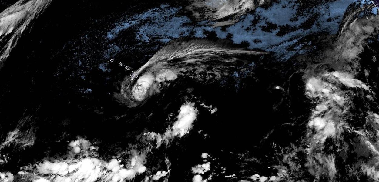 Uragan Lala (Foto: NOAA via AP)