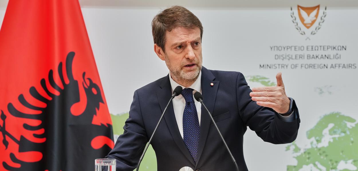 Ferit Hodža (Foto: AP Photo/Petros Karadjias)