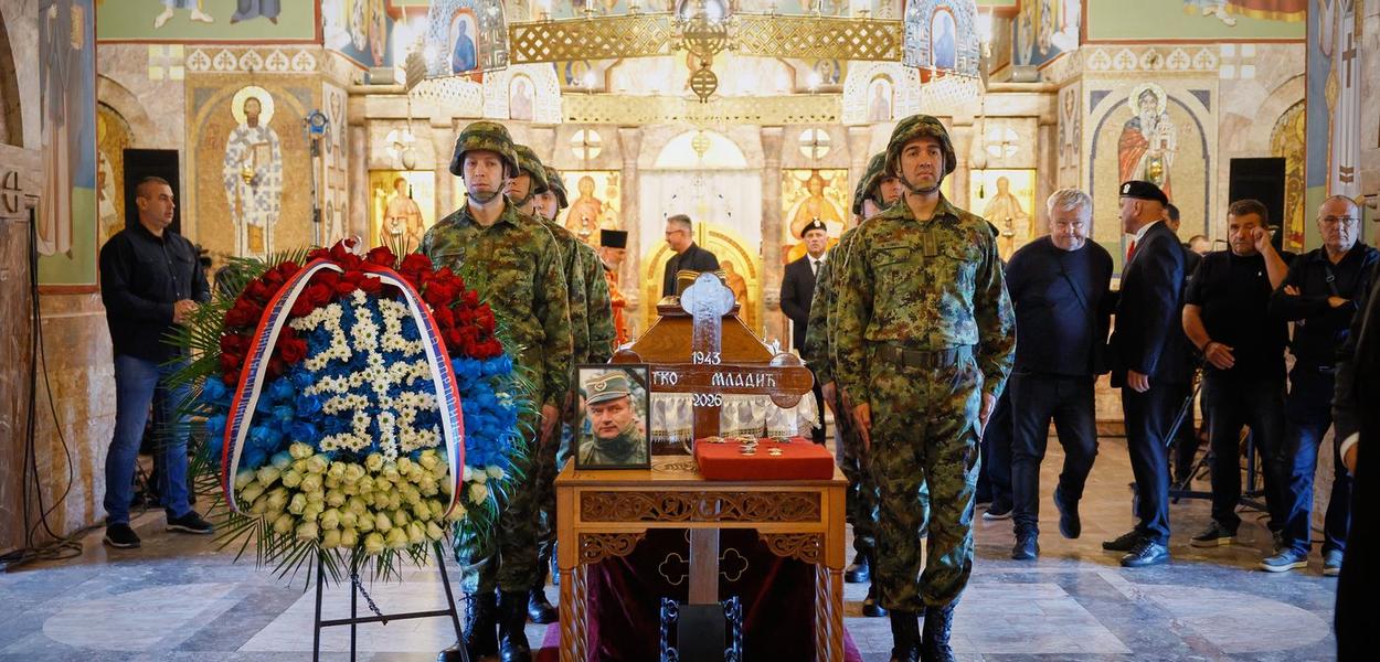 Sa sahrane Ratka Mladića u Beogradu, 7. septembar 2026. (Foto: AP Photo/Marko Drobnjakovic)