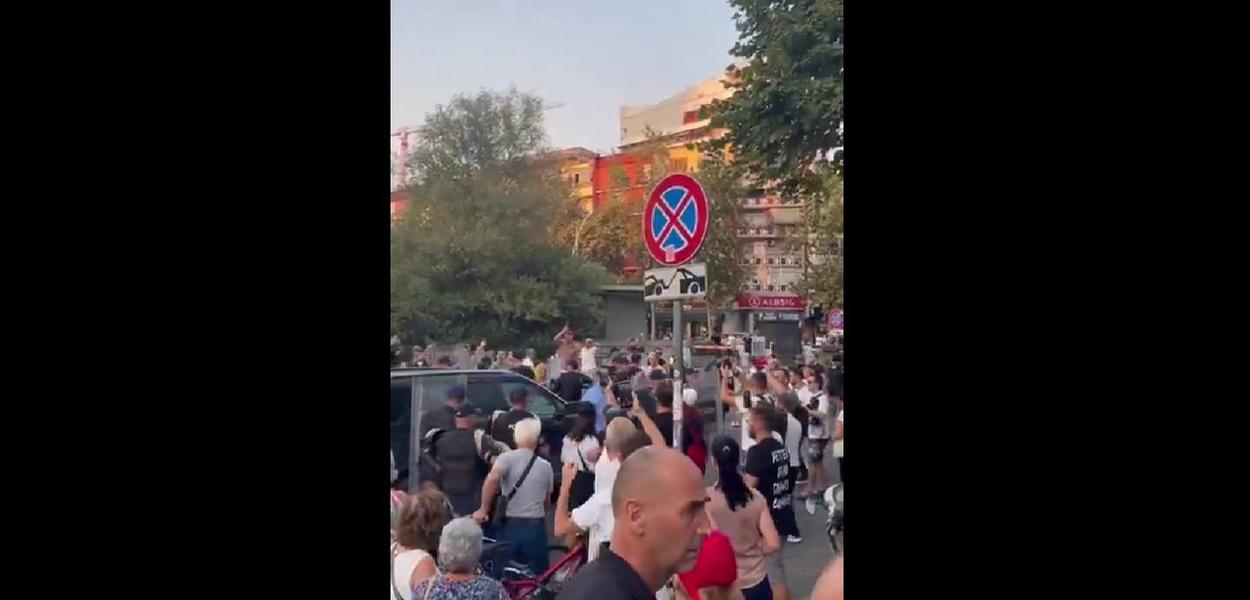 Skrinšot (Foto: Iks)