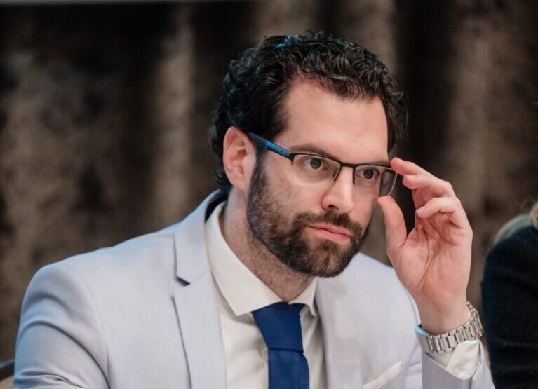 AKO TUŽILAŠTVO ODREĐUJE ZAKONITOST, TREBAJU LI SUDOVI: Vukas Radonjić, portparol SDT-a