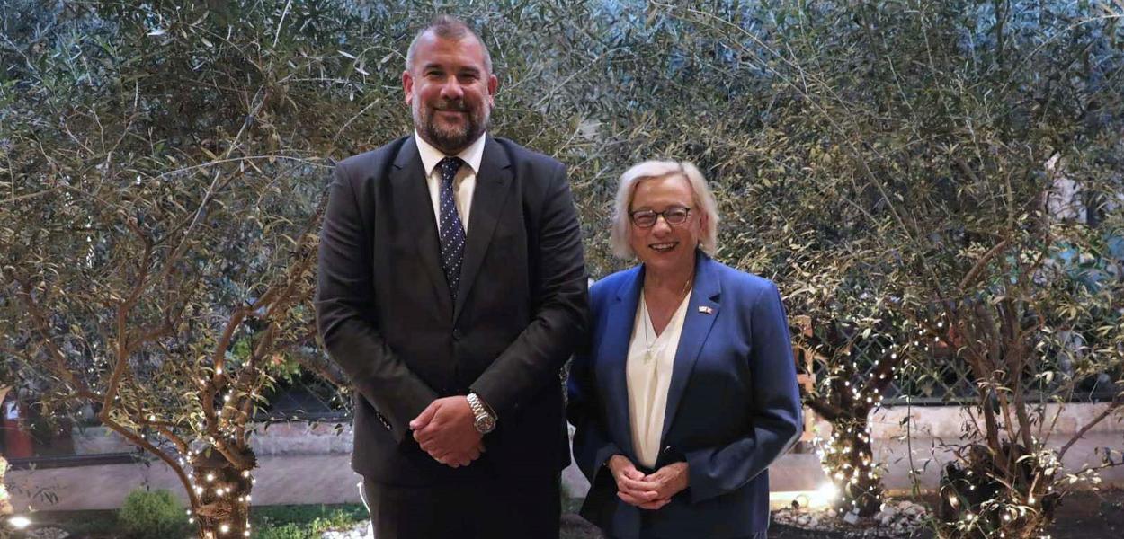 Krapović i Mils (Foto: Ministarstvo odbrane)