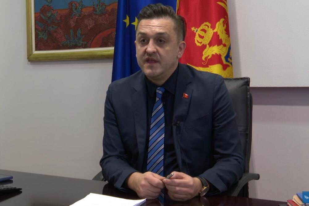 VRLO REZERVISAN PREMA ,,EURO MODELU": Ministar finansija u Vladi Crne Gore Novica Vuković