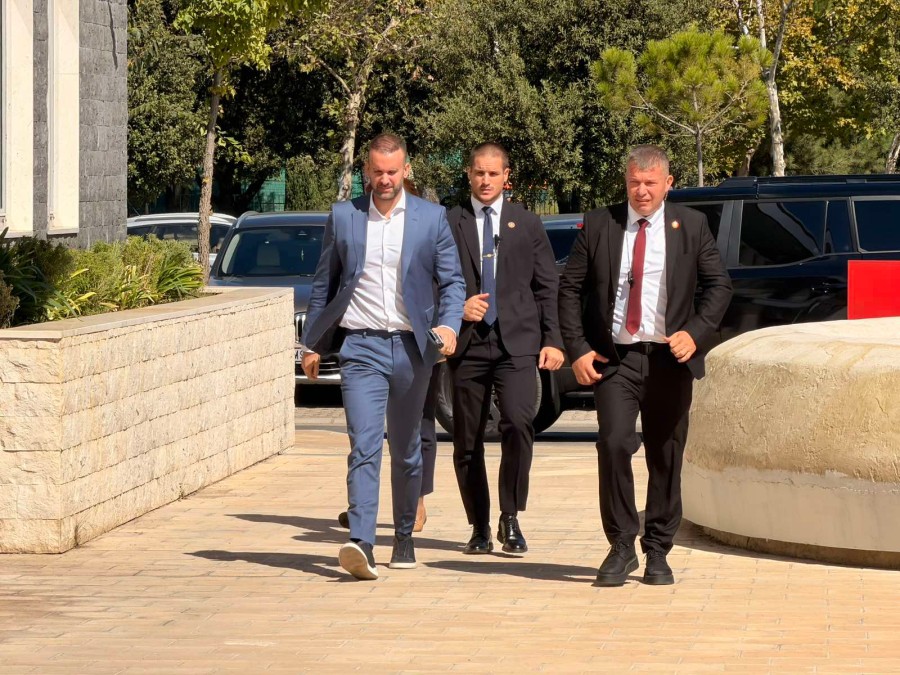 Spajić dolazi na sastanak (Foto: Portal RTCG)