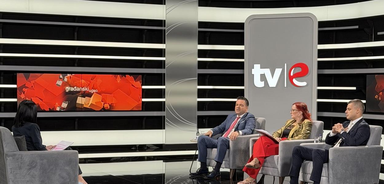 TV E