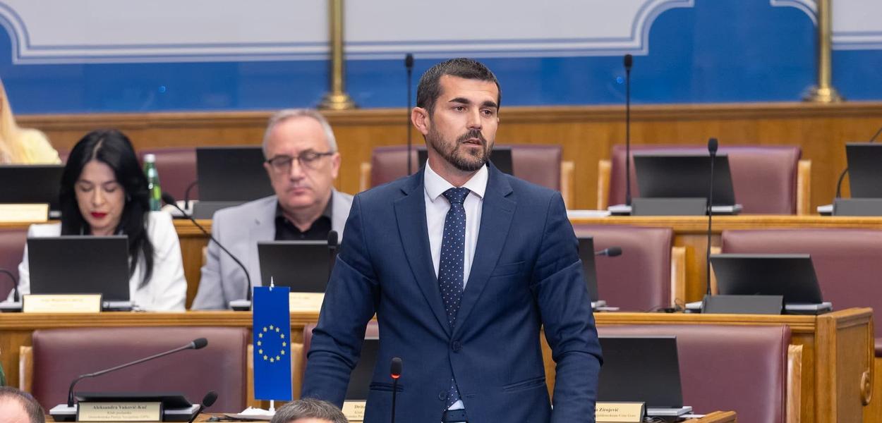 Branislav Nenezić (Foto: Skupština Crne Gore)