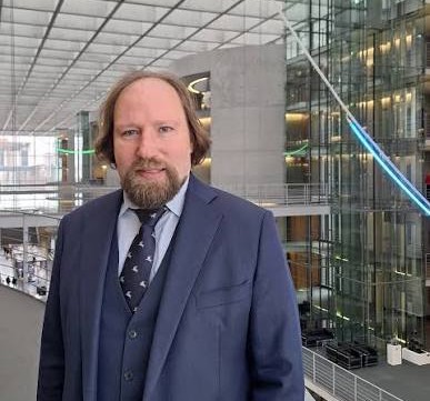 (NE)POŽELJAN ZA SKUPŠTINU CRNE GORE: Poslanik Bundestaga Anton Hofreiter