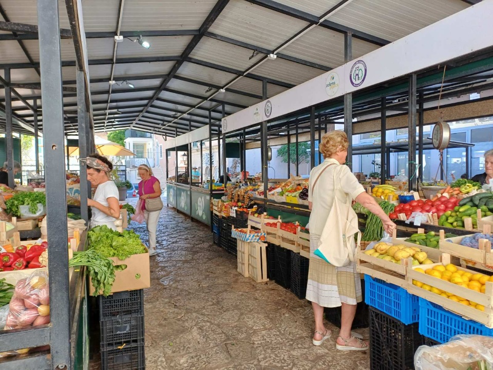Gradska pijaca u Herceg Novom (Foto: Novski portal)
