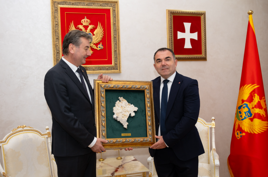 Oleg Gerasimenko i Nikola Đurašković  (Foto: Prijestonica Cetinje )