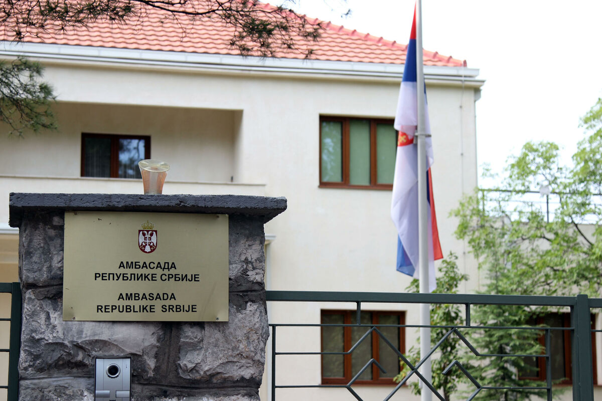 IZBORNI SABIRNI CENTAR: Ambasada Republike Srbije u Podgorici