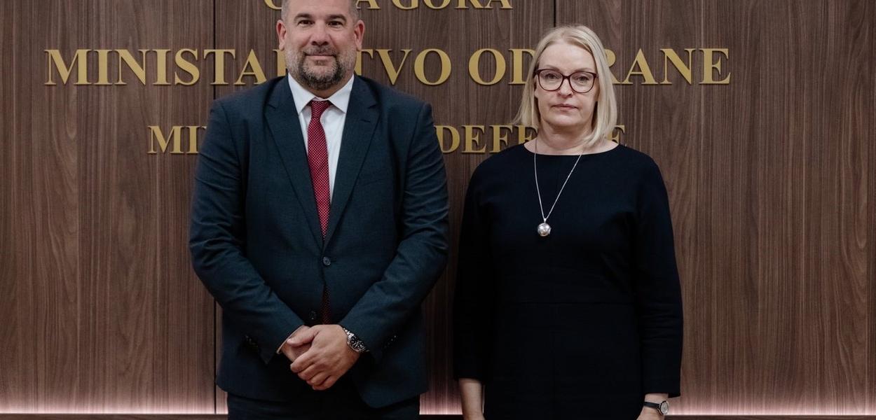 Dragan Krapović sa Linom Gubrevičiute (Foto: Ministarstvo odbrane)