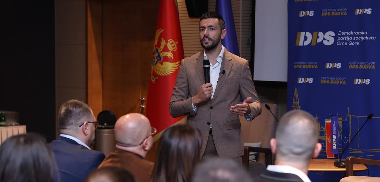 Živković u Budvi (Foto: DPS)