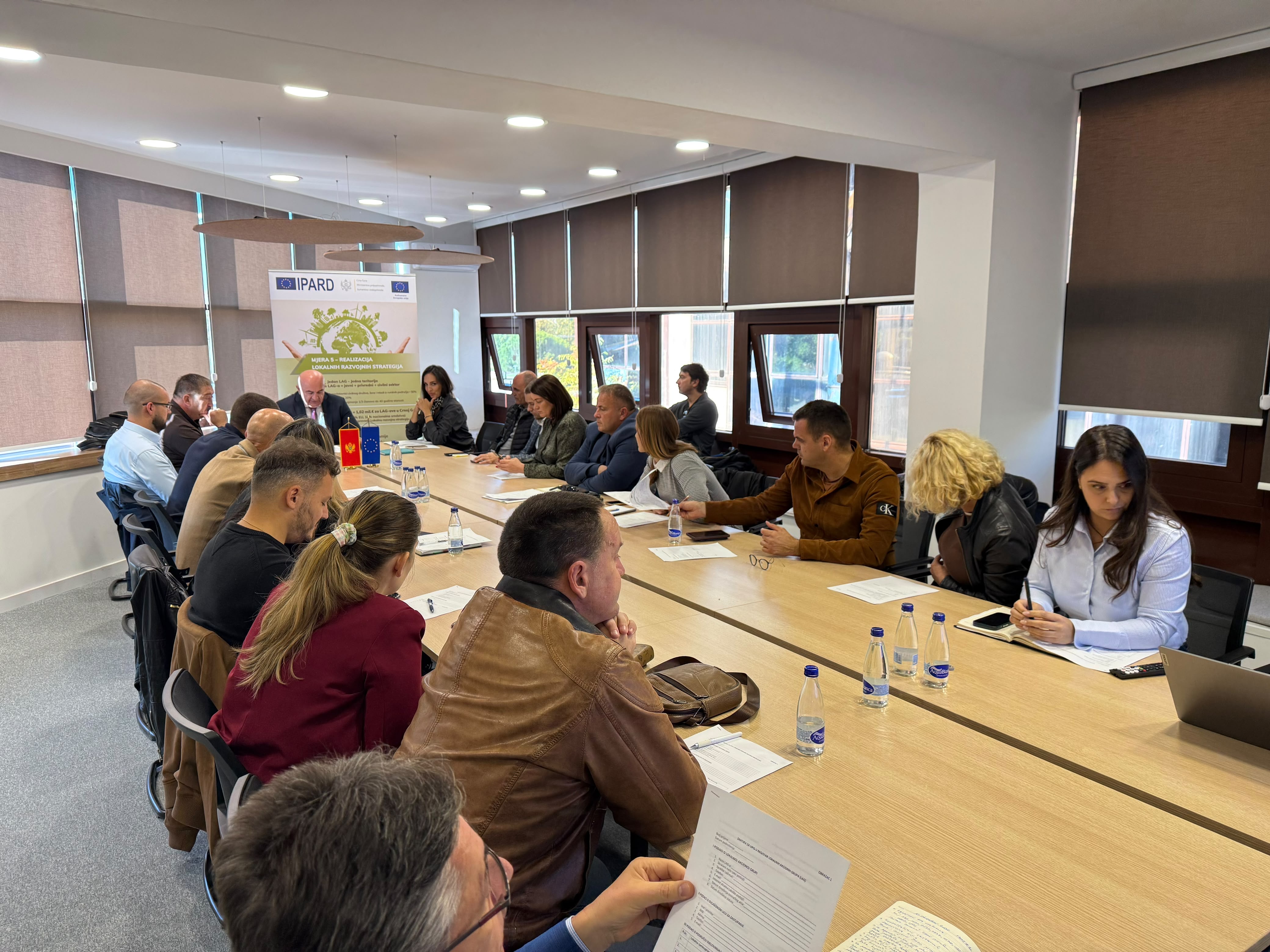 Radni sastanak sa predstavnicima lokalnih inicijativa zainteresovanih za registraciju lokalnih akcionih grupa
