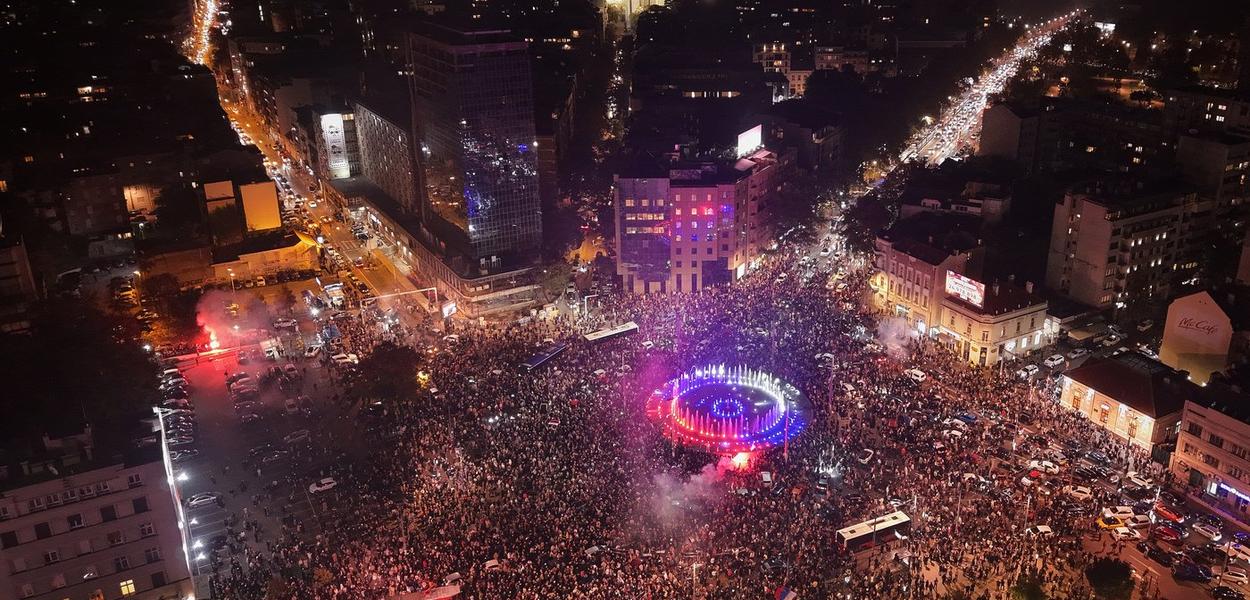 Proslava nakon pobjede Studentske liste na parlamentarnim izborima u Srbiji, 25. oktobar 2026. (Foto: AP Photo/Armin Durgut)