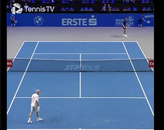 Skrinšot (Foto: Iks/Tennis TV)